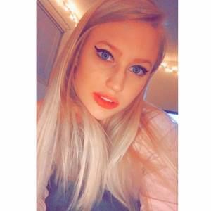 Meet your Posher, Kayla